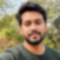 Photo blurred for privacy