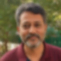 Photo blurred for privacy